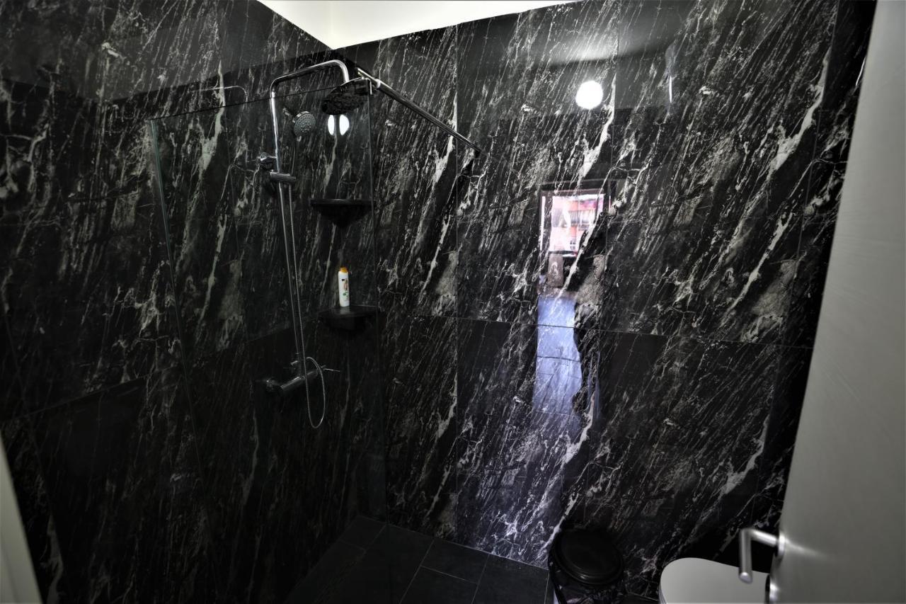 Stylish 1-Bedroom In Tirana #2 Ngoại thất bức ảnh